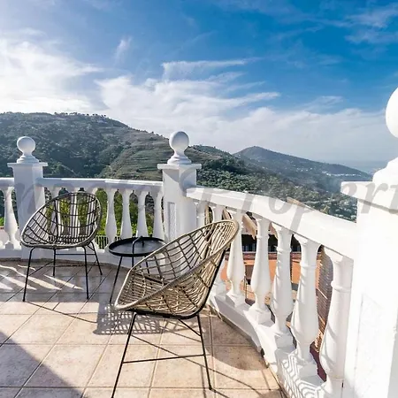 Casa Silencio *